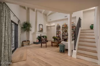 Photo #3: 6338188 Listing