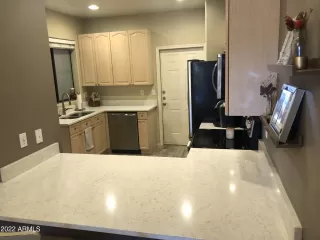 Photo #5: 6338256 Listing 