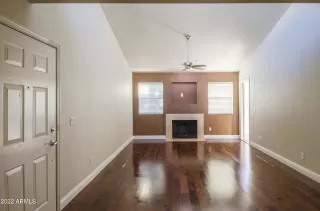 Photo #2: 6338263 Listing