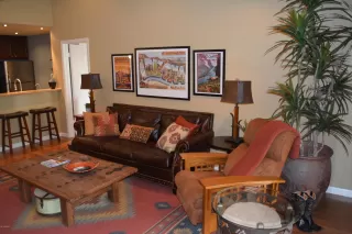 Photo #2: 6338428 Listing