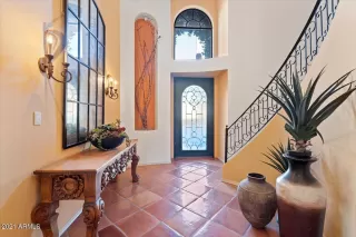 Photo #5: 6338597 Listing