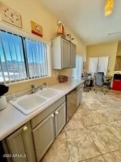 Photo #6: 6338675 Listing