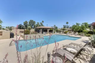 Photo #3: 6338734 Listing