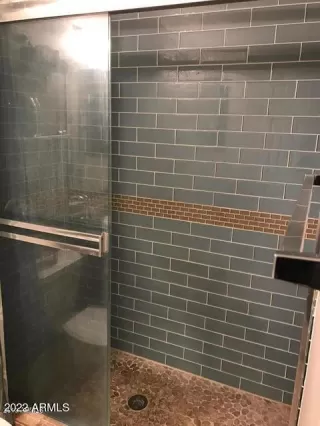 Photo #5: 6338844 Listing