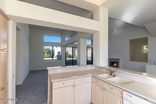 Photo #5: 6338965 Listing