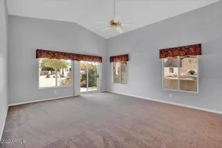 Photo #6: 6339248 Listing