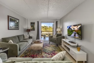 Photo #1: 6339369 Listing 