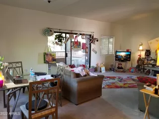 Photo #3: 6339445 Listing 