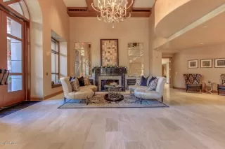 Photo #6: 6339477 Listing