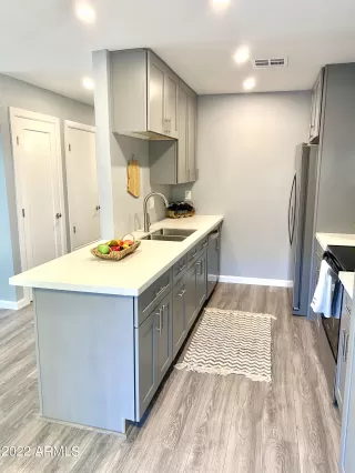 Photo #2: 6339567 Listing