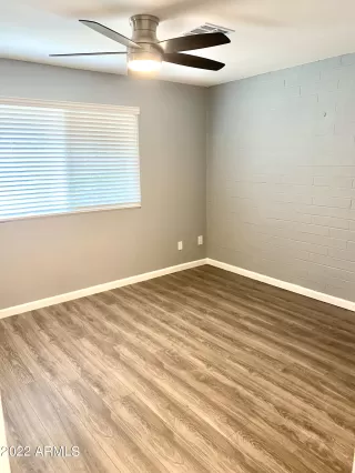 Photo #4: 6339567 Listing