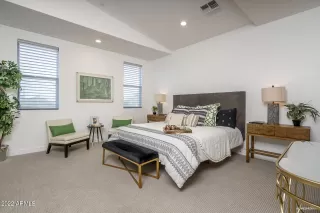 Photo #6: 6339658 Listing