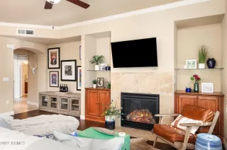 Photo #6: 6339706 Listing