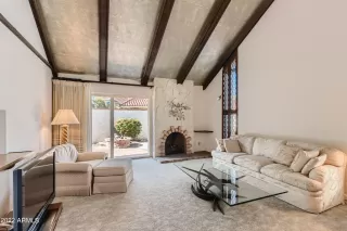 Photo #2: 6339732 Listing