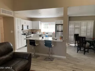 Photo #5: 6340015 Listing 