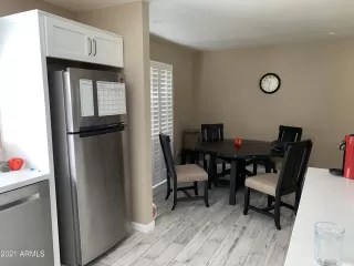 Photo #6: 6340015 Listing 