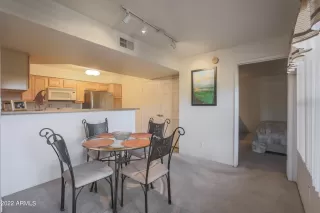 Photo #6: 6340063 Listing