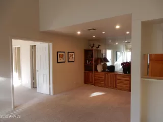 Photo #5: 6340360 Listing 