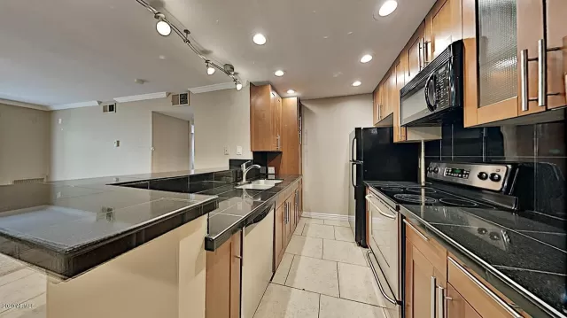 MLS: 6340395 Condo For Sale