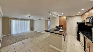 Photo #5: 6340395 Listing