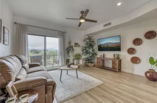 Photo #3: 6340526 Listing 