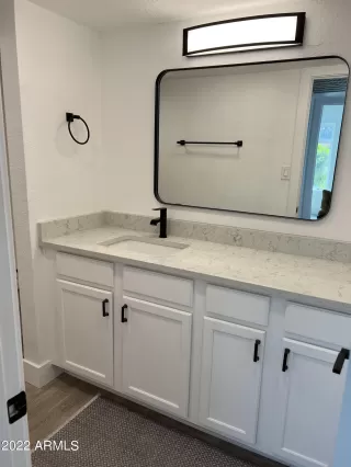 Photo #3: 6340617 Listing