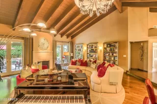 Photo #5: 6340661 Listing 