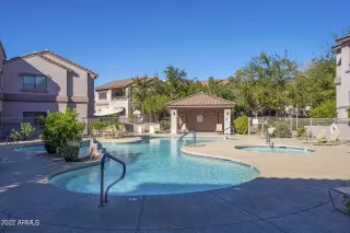 Photo #3: 6340679 Listing 