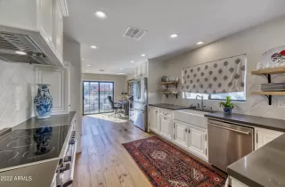 Photo #6: 6340685 Listing