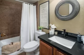 Photo #4: 6340799 Listing 