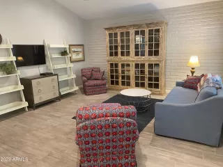 Photo #2: 6340801 Listing 