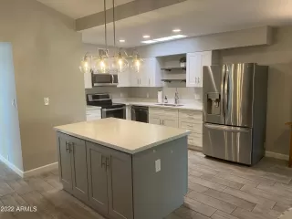 Photo #5: 6340801 Listing 