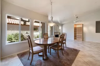 Photo #4: 6340820 Listing