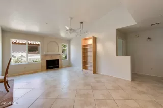 Photo #5: 6340820 Listing