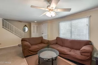 Photo #6: 6340837 Listing