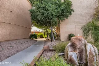 Photo #2: 6340898 Listing