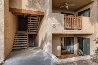 Photo #4: 6340898 Listing