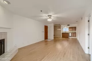 Photo #6: 6340898 Listing