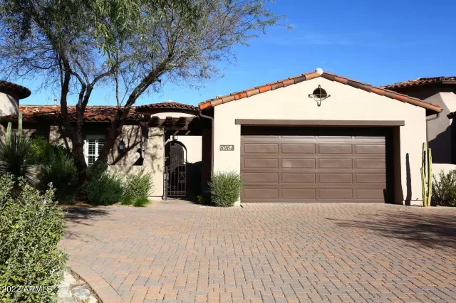 MLS: 6341024 Condo For Sale