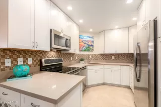 Photo #3: 6341044 Listing 