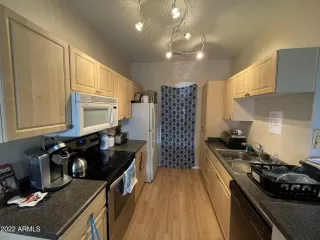 Photo #5: 6341077 Listing