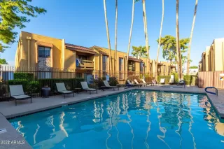 Photo #2: 6341206 Listing