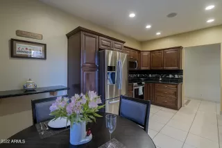 Photo #5: 6341343 Listing