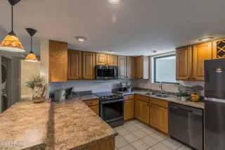 Photo #1: 6341382 Listing