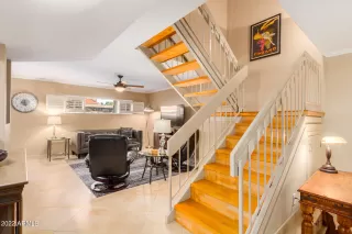 Photo #2: 6341397 Listing