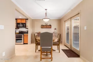 Photo #6: 6341397 Listing