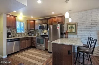 Photo #3: 6341470 Listing