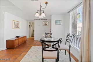 Photo #5: 6341479 Listing