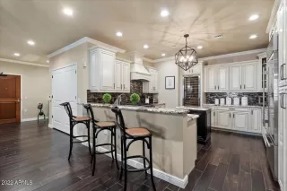 Photo #2: 6341515 Listing