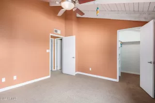 Photo #3: 6341641 Listing